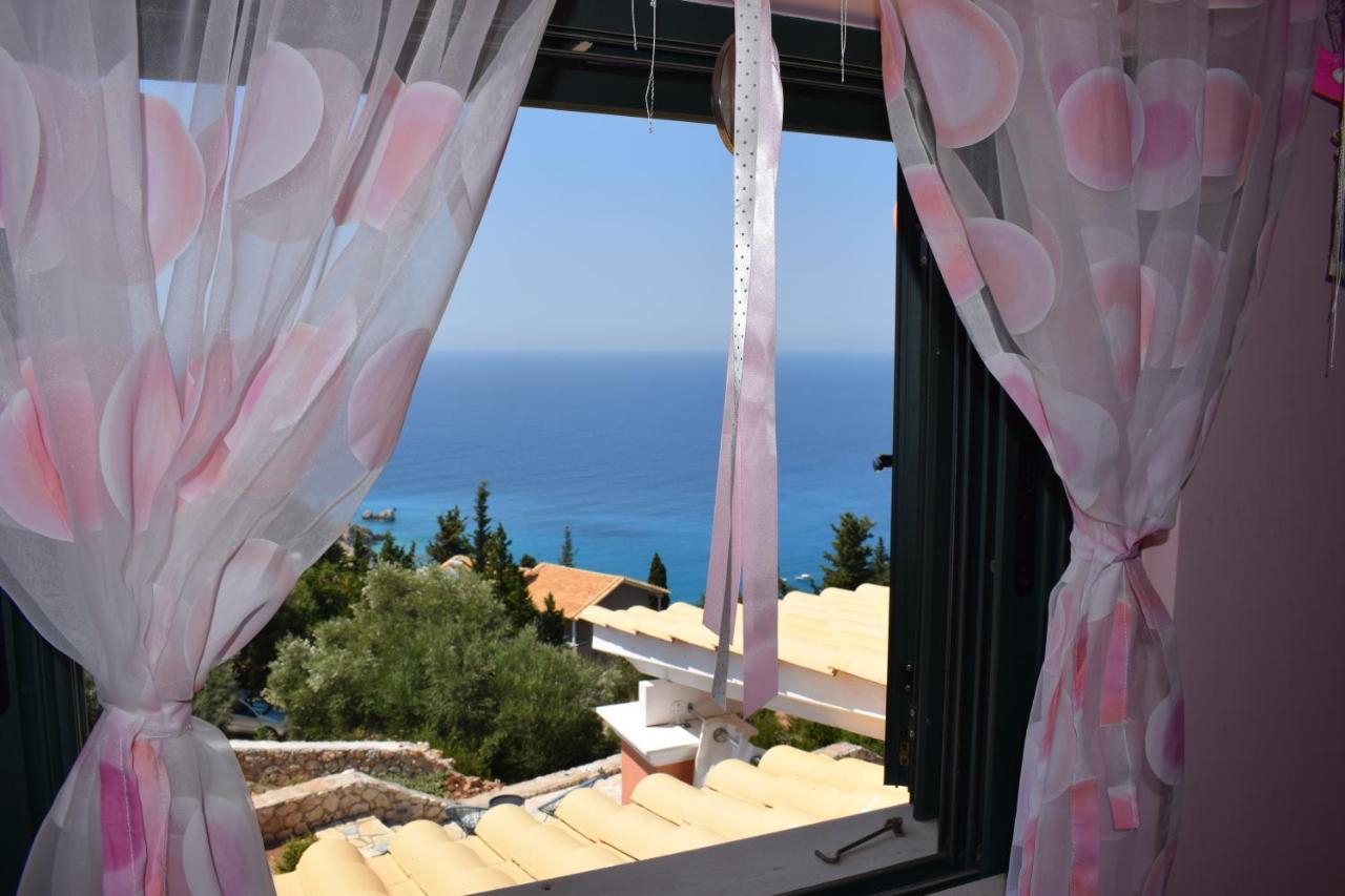 Villa Thetis With Private Pool Where The Sunsets Fade Away Agios Nikitas Exterior photo